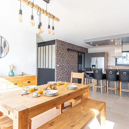 Holiday home La Maison Du Bonheur - Private Heated Pool *