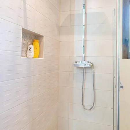La Maison Du Bonheur - Private Heated Pool