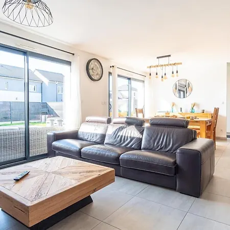La Maison Du Bonheur - Private Heated Pool Holiday home