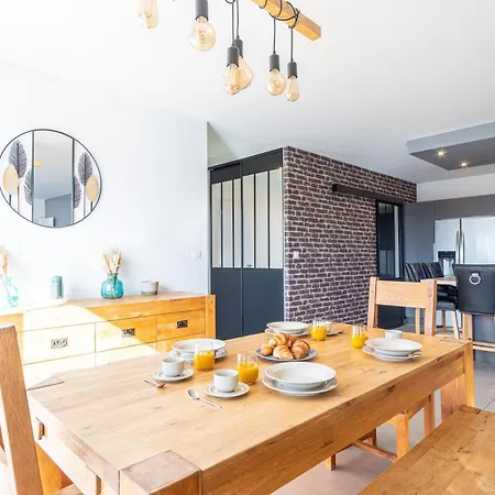 Holiday home La Maison Du Bonheur - Private Heated Pool *