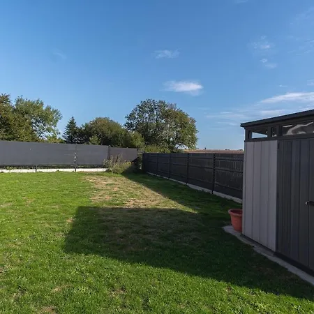 La Maison Du Bonheur - Private Heated Pool Holiday home